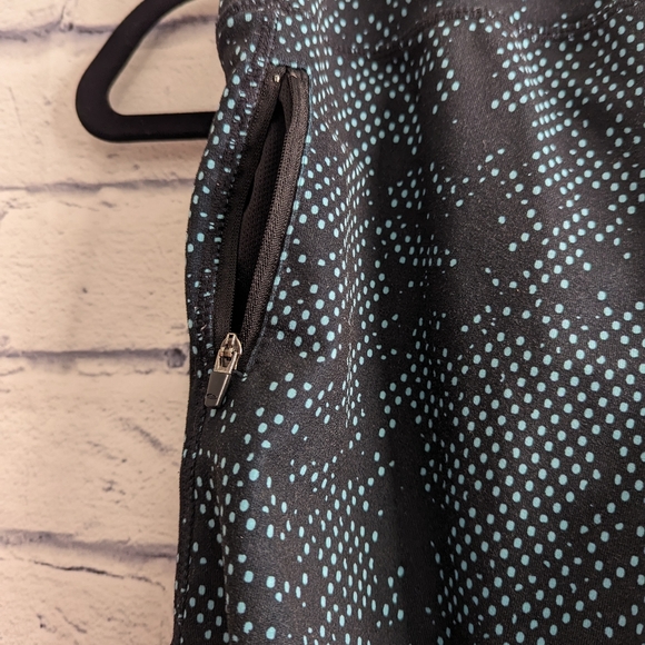 C9 by Champion Duo Dry Capri Length Black and Blue Leggings Women's Size Small - Picture 6 of 10